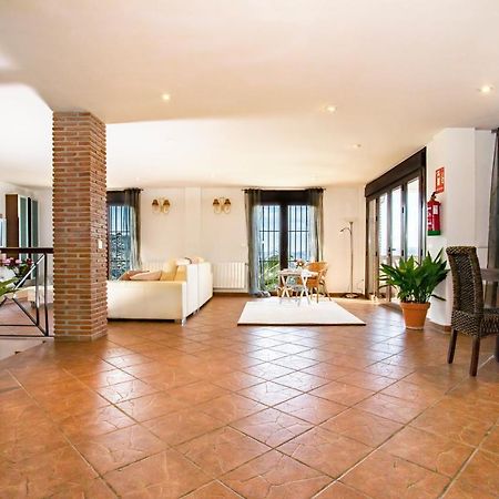 Holiday Home El Encinar Alcaucin Luaran gambar